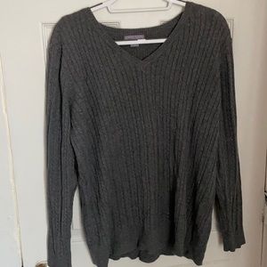 grey v neck sweater